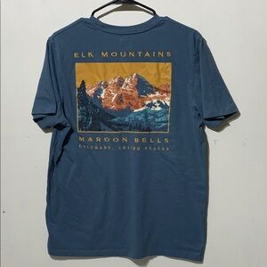 Old Navy Maroon Bells Graphic Embroidered Pocket T shirt medium patch